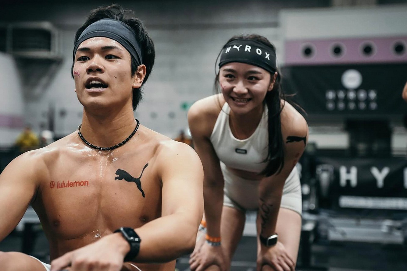 大会で笑うFitcore Proのメンバー